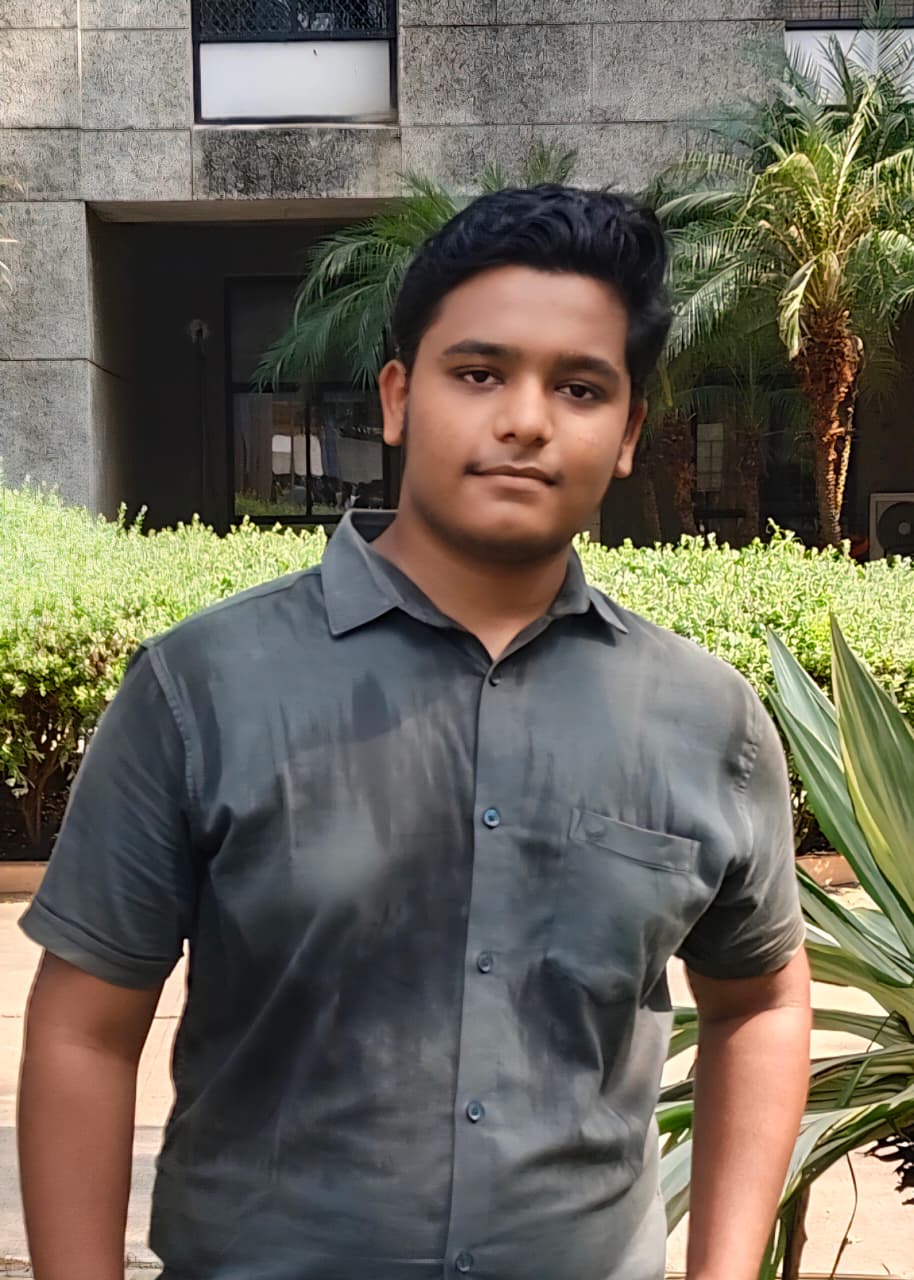 Jay Ladva - Social Media Head